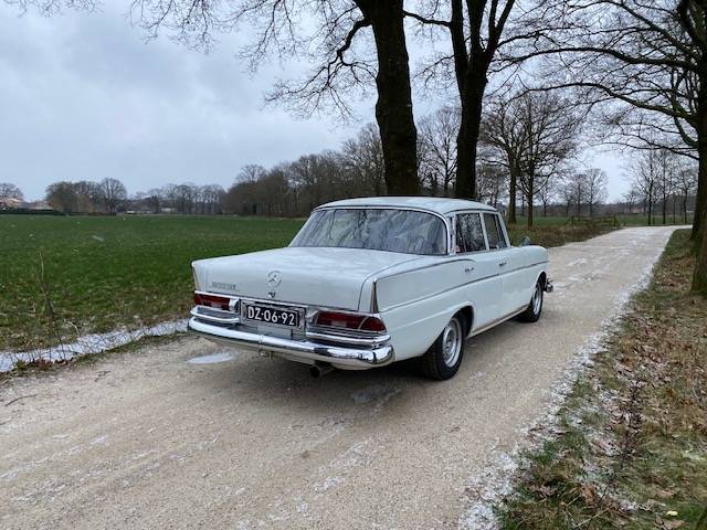 Mercedes-Benz 300SE Rally