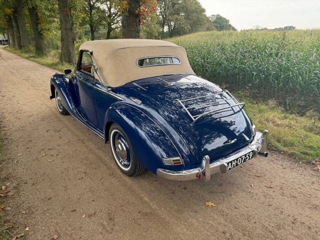 Mercedes-Benz 220A Roadster