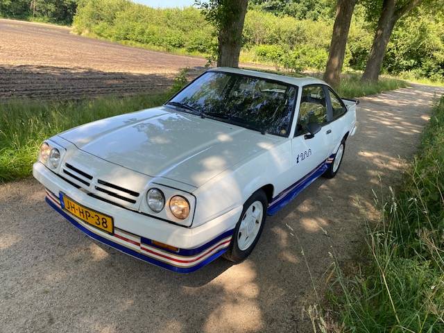 Opel Manta i200 Irmscher