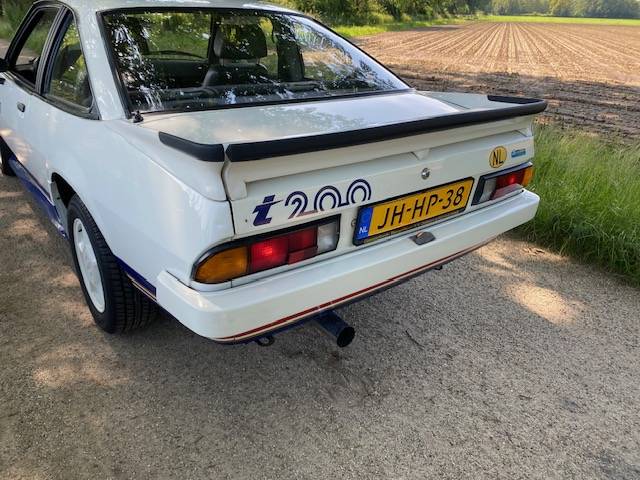 Opel Manta i200 Irmscher