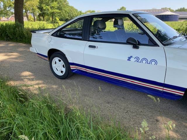 Opel Manta i200 Irmscher