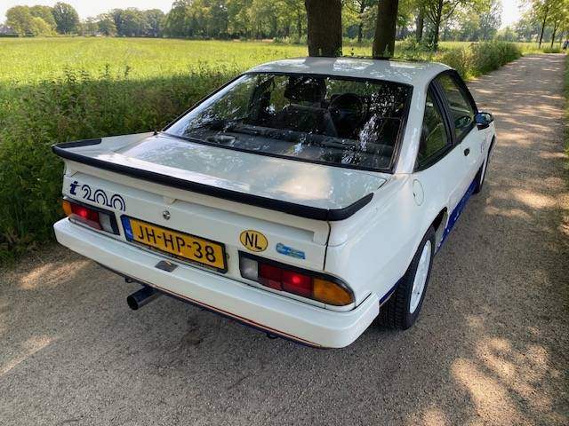 Opel Manta i200 Irmscher