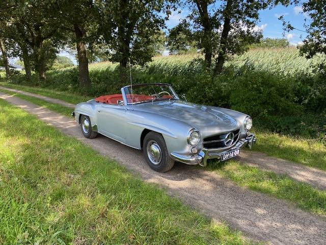 Mercedes-Benz 190SL Roadster