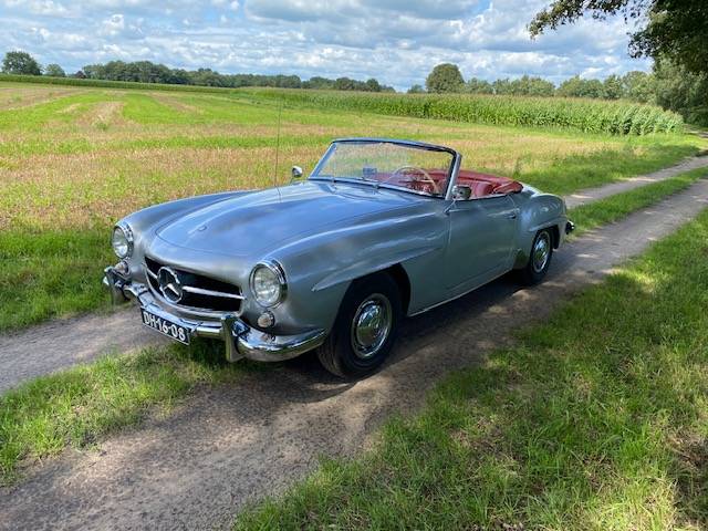 Mercedes-Benz 190SL Roadster