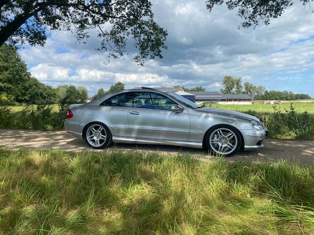 Mercedes-Benz CLK 55 AMG