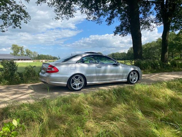 Mercedes-Benz CLK 55 AMG