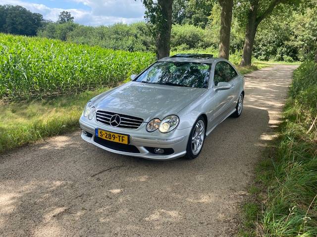 Mercedes-Benz CLK 55 AMG