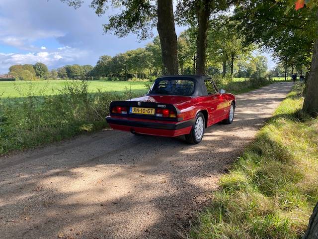 Alfa-Romeo Spider QV