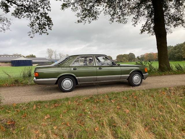 Mercedes-Benz 260SE